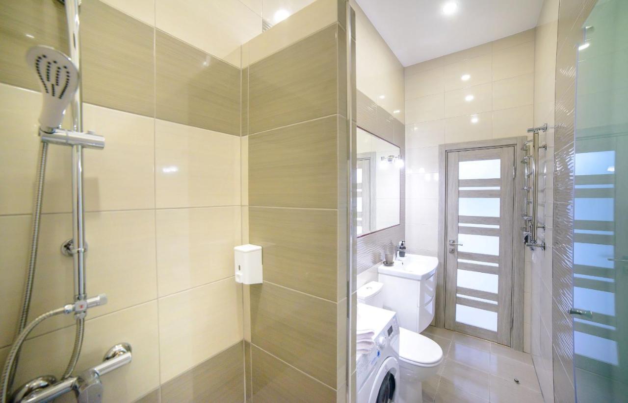 Modern Apartment In Old City Center Lvov Exteriér fotografie